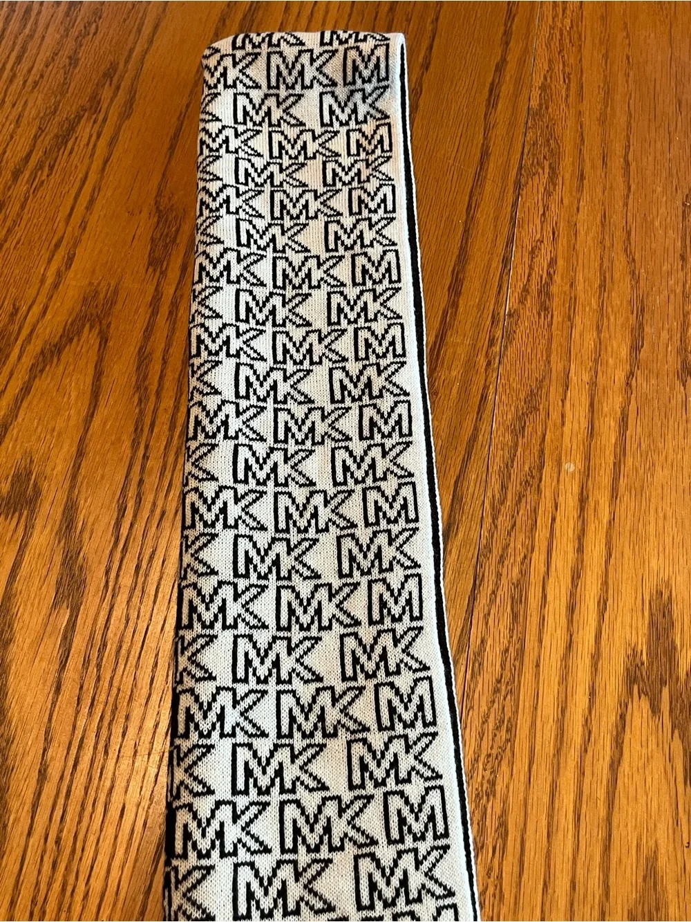 Michael Kors Black & Cream MK Logo Reversible Scarf NWT